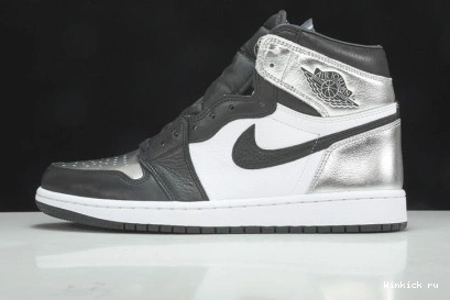 HIGH WMNS BOX) AIR OG (RED TOE” JORDAN 1 “SILVER 0811